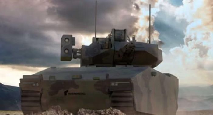 Lynx XM30 được phát triển từ dòng xe chiến đấu Lynx KF41 của Rheinmetall. Tuy nhiên, phiên bản dành cho Quân đội Mỹ được điều chỉnh đáng kể để đáp ứng yêu cầu riêng của chương trình. Rheinmetall dẫn đầu Team Lynx cùng Textron Systems, Raytheon, L3Harris Technologies, Allison Transmission và Anduril Industries.