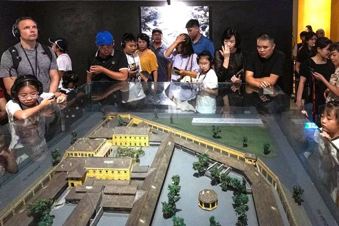 Đây cũng là cơ hội để các thế hệ cùng nhau tìm hiểu, nhắc nhớ về lịch sử dân tộc
