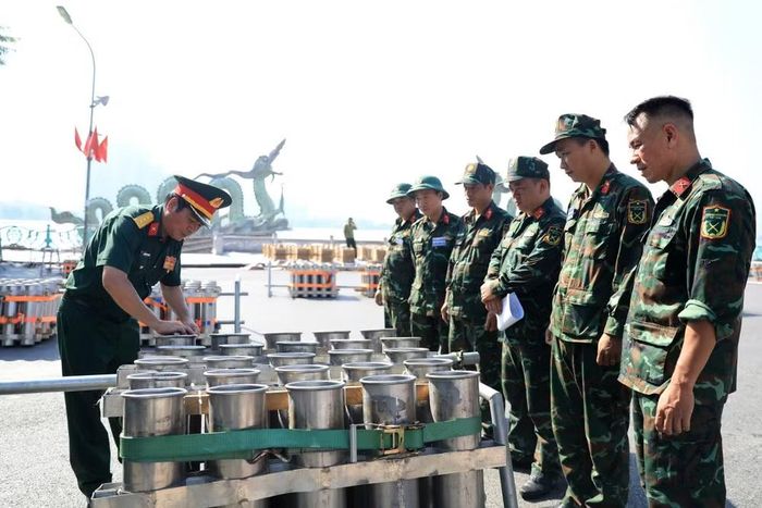 Công tác lắp đặt được tiến hành theo từng bước, bảo đảm đúng yêu cầu kỹ thuật và an toàn