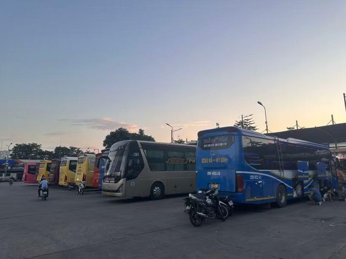 Bên trong bến thông thoáng, trật tự