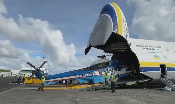 Theo các nhà báo, một lô hàng đạn dược và vũ khí quân sự đến Đức từ Pháp và đang được chuẩn bị để vận chuyển tiếp, tuy nhiên đích đến cuối cùng chưa được thông báo.