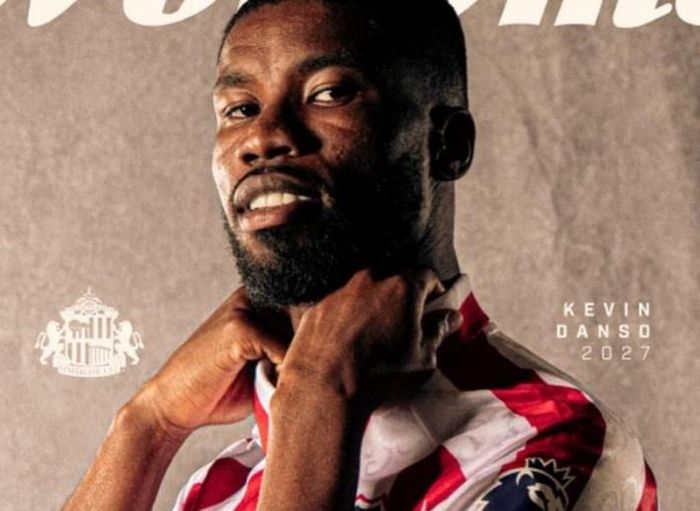 Kevin Danso rời Tottenham, chuyển sang chơi cho Sunderland. Nếu "Mèo đen" trụ lại Ngoại hạng Anh mùa tới, họ sẽ mua đứt hậu vệ này với giá 30 triệu euro.