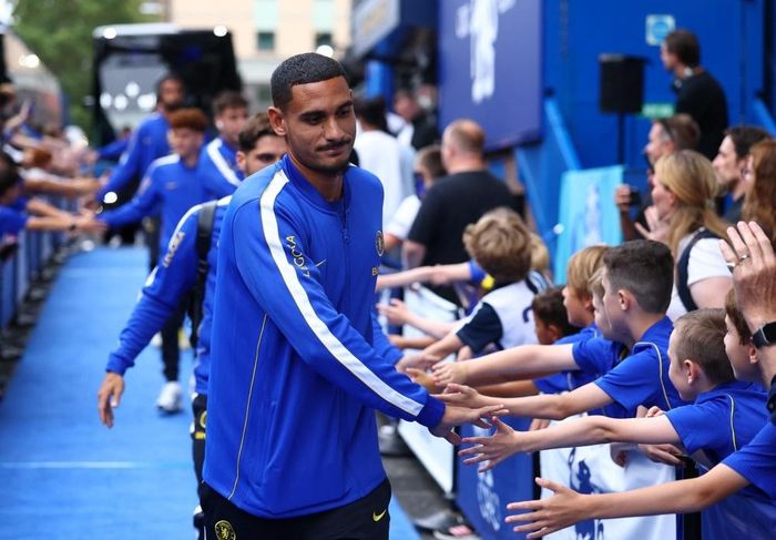  Chelsea và Tottenham Hotspur cũng không đứng ngoài cuộc đua tăng cường hàng thủ khi Xabi Alonso duyệt chi 52 triệu bảng để đưa Maxence Lacroix rời Crystal Palace. Trung vệ người Pháp trở thành một trong những bản hợp đồng đáng chú ý của Chelsea trong kỳ chuyển nhượng hè. Ảnh: Reuters. 