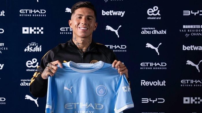 Cầu thủ người Argentina hưởng lương khủng ở Man city.