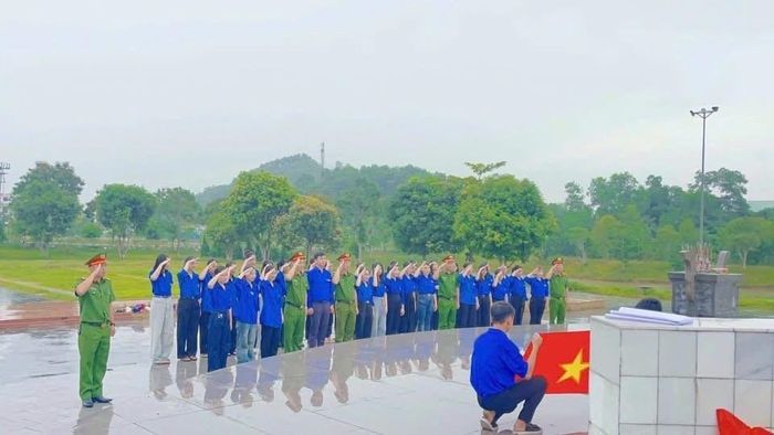 Tuổi trẻ Hà Tĩnh