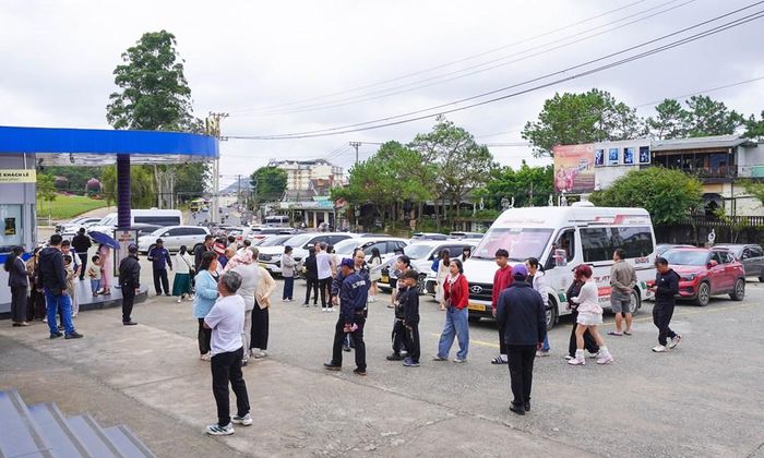 Nhiều khu, điểm du lịch trên địa bàn ghi nhận lượng khách khá đông
