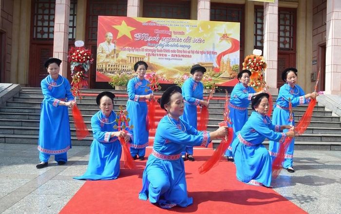 Tiết mục văn hóa dân gian đặc sắc tại chương trình