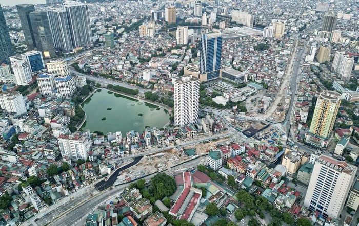 Tuyến đường Vành đai 1 đoạn Hoàng Cầu - Voi Phục (Hà Nội) chính thức được thông xe kỹ thuật phần đường sau 8 tháng thi công khẩn trương để chào mừng 81 năm Ngày Quốc khánh 2/9. Ảnh: Quốc Khánh - TTXVN