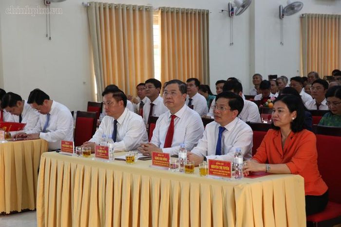 Phó Thủ tướng Thường trực Chính phủ Phạm Gia Túc và các đại biểu tham dự buổi Lễ - Ảnh: chinhphu.vn/Nguyễn Hoàng