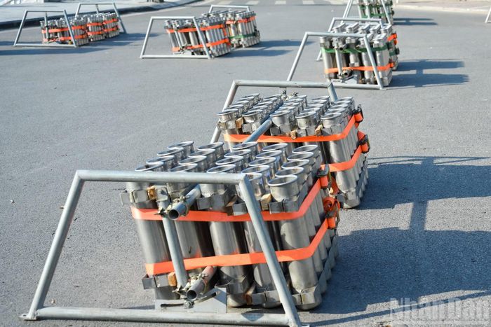 Các dàn pháo hoa được đặt tại trận địa pháo hoa số 5.