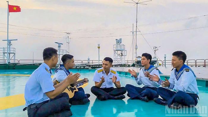 Tiểu đoàn vinh dự hai lần được đón nhận đơn vị Anh hùng Lực lượng vũ trang nhân dân và nhiều phần thưởng khác của Bộ Quốc phòng, Quân chủng Hải quân và Bộ Tư lệnh Vùng 2 trao tặng.