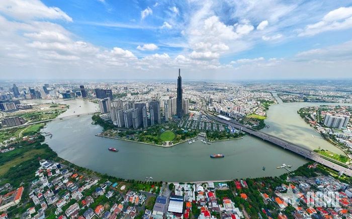 Tòa nhà Landmark 81 và khu đô thị phức hợp ven sông Sài Gòn, biểu tượng mới của TP Hồ Chí Minh. 