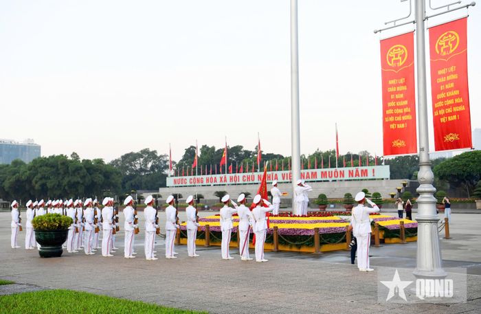 Đội 1, Đoàn 275 vinh dự được giao nhiệm vụ thực hiện nghi lễ suốt 25 năm qua.