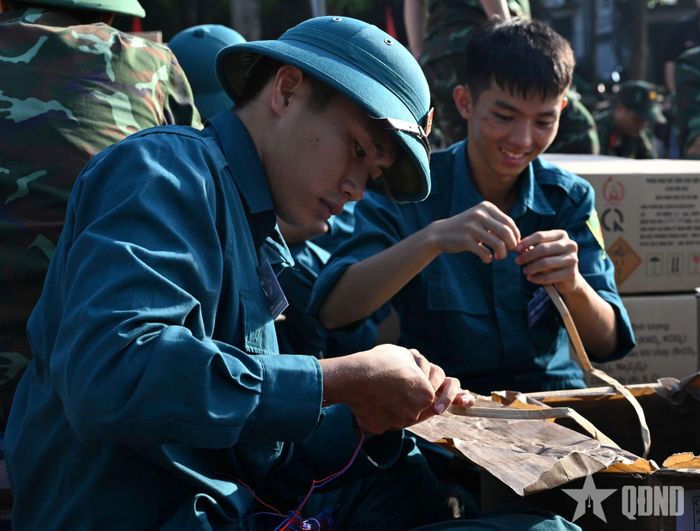 Đấu kíp điện cho pháo hoa.