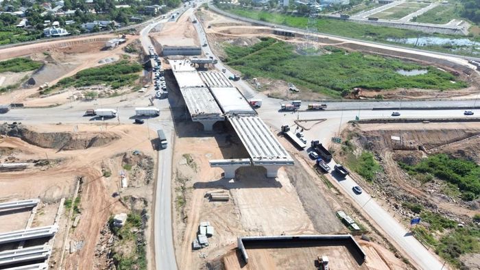 Toàn cảnh công trình Nút giao QL14B với cao tốc Đà Nẵng - Quảng Ngãi.