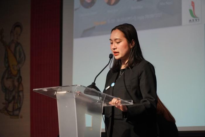 Lê Thị Hoài Anh đang học tập tại tại ĐH Padua, Ý.