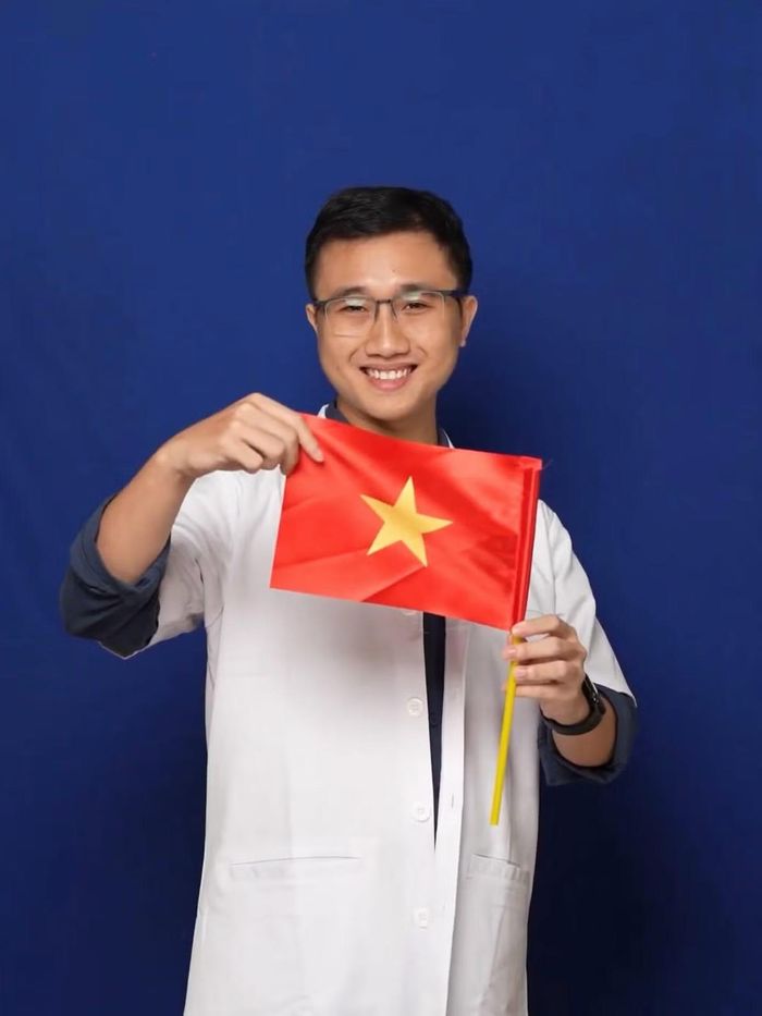 BS Nguyễn Văn Bình đang học tập tại University College London (UCL), Vương quốc Anh.