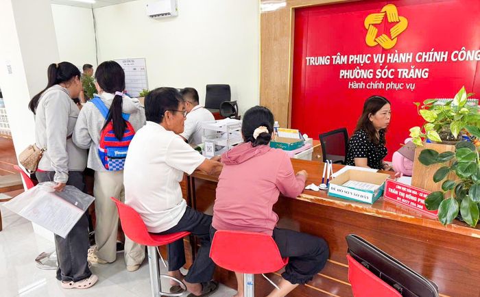  Trung tâm Phục vụ hành chính công phường Sóc Trăng hoạt động trong ngày 2-9 