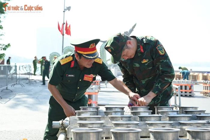 Theo kế hoạch, 5 trận địa pháo hoa trên địa bàn thành phố Hà Nội chào mừng dịp Quốc khánh là trước trụ sở Báo Hà Nội mới; trước Bưu điện Hà Nội; đảo Dừa trong Công viên Thống Nhất; khu vực đường đua F1 thuộc Khu liên hợp thể thao quốc gia Mỹ Đình và vườn hoa Lạc Long Quân, phường Tây Hồ.
