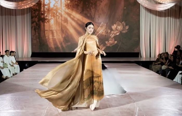 Mẫu thiết kế trong bộ sưu tập “Hương ký ức”. Ảnh: NSCC