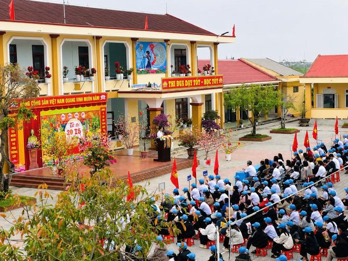 Cuộc đời, sự nghiệp và những phẩm chất của Trung tướng Đồng Sỹ Nguyên sẽ trở thành một nguồn tư liệu đặc biệt để giáo dục truyền thống, khơi dậy lòng tự hào quê hương và ý thức phấn đấu trong học sinh.