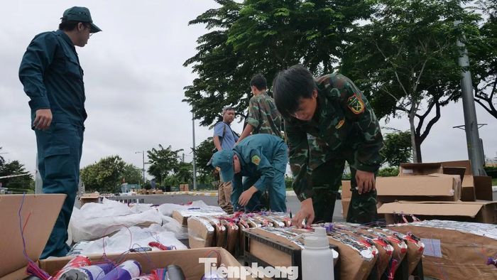 Trận địa đầu hầm sông Sài Gòn sử dụng 1.200 quả pháo tầm cao, quy mô lớn nhất trong 7 điểm bắn tại TPHCM. (Ảnh: Nguyễn Tiến)
