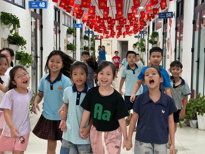 Học sinh Trường tiểu học Kim Liên trước thềm khai giảng năm học mới