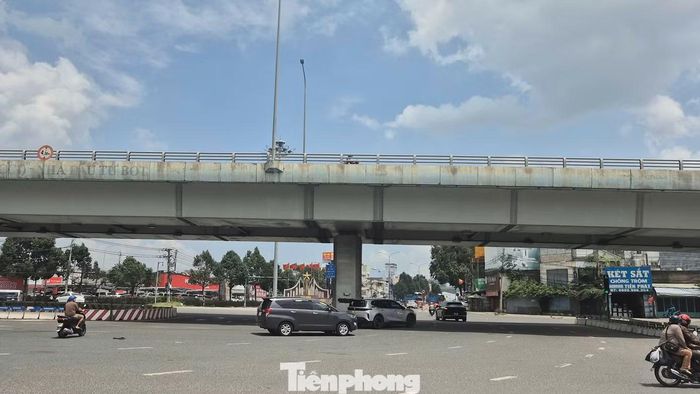 Ngã tư Vũng Tàu (phường Trấn Biên, TP. Đồng Nai) - cửa ngõ kết nối các tỉnh Tây Nguyên qua quốc lộ 1A và Vũng Tàu qua quốc lộ 51 với phía Đông TPHCM thưa vắng phương tiện