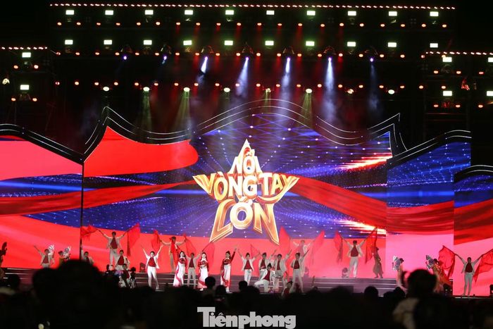 Những tiết mục nghệ thuật đặc sắc để lại ấn tượng cho người xem.