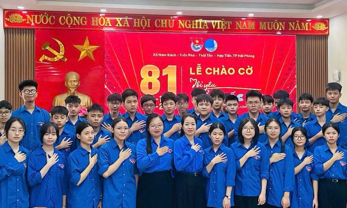  Từ những phần việc, hoạt động thiết thực﻿ trên không gian mạng và thực tế, các cấp bộ Đoàn, Hội và tuổi trẻ cả nước đã cùng cụ thể hóa thông điệp “Tôi yêu Tổ quốc tôi - Yêu Tổ quốc bằng hành động” trong dịp kỷ niệm 81 năm Cách mạng Tháng Tám thành công và Quốc khánh 2/9. 