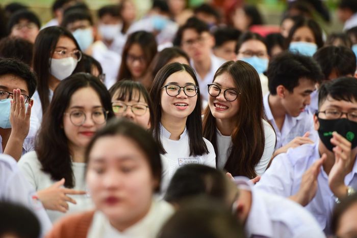 Học sinh Trường THPT Lê Quý Đôn.
