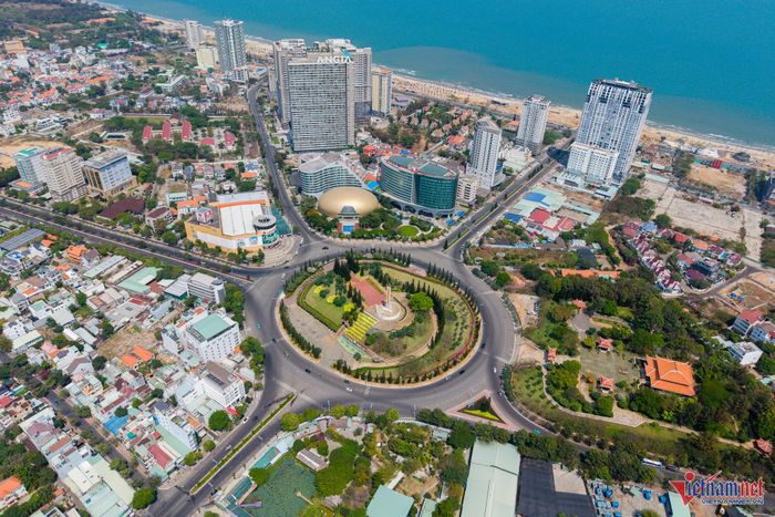 Hai chị em tranh chấp quyền sở hữu nhà, đất sau khi bà S. đứng tên tài sản được cho là do bà N. bỏ 150 lượng vàng SJC mua. Ảnh minh họa: Nguyễn Huế
