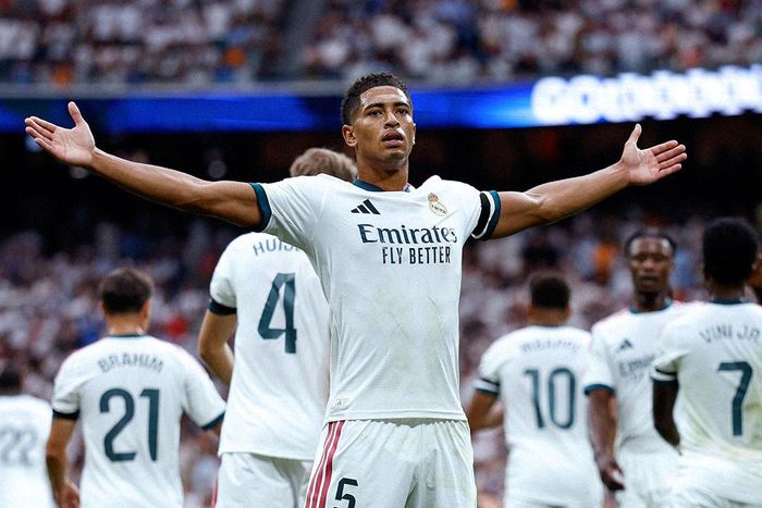 “Hey Jude” lại vang lên ở Bernabeu. Ảnh: RMCF