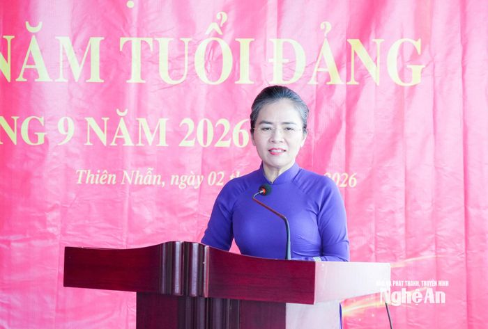 Phó Bí thư Tỉnh ủy Võ Thị Minh Sinh phát biểu tại buổi lễ. Ảnh: TL