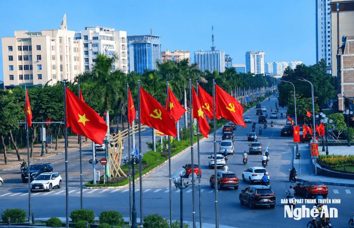Trục Đại lộ V.I. Lênin đoạn qua phường Trường Vinh. Ảnh: Thành Duy