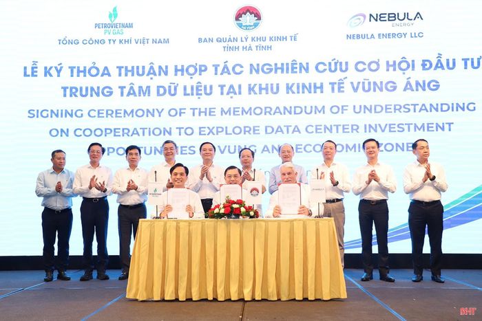 Ban Quản lý KKT tỉnh Hà Tĩnh, Tổng Công ty Khí Việt Nam (PV GAS) và Tập đoàn Nebula Energy đã ký kết thỏa thuận hợp tác nghiên cứu cơ hội đầu tư Trung tâm Dữ liệu tại KKT Vũng Áng.