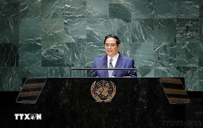 Thủ tướng Phạm Minh Chính phát biểu tại Phiên thảo luận chung cấp cao Khóa 78 Đại hội đồng Liên hợp quốc tại Trụ sở Liên hợp quốc ở New York, Hoa Kỳ (9/2023). (Ảnh: Dương Giang/TTXVN)