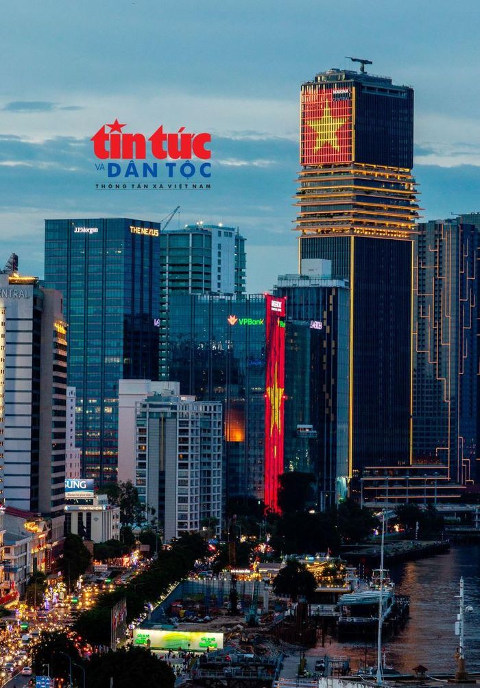 Sau 40 năm Đổi mới (1986 - 2026), TP Hồ Chí Minh đã vươn lên trở thành một trung tâm kinh tế lớn, hội nhập ngày càng sâu rộng với khu vực và thế giới.