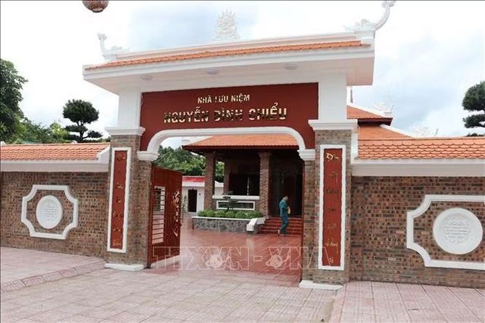 Nhà lưu niệm Nguyễn Đình Chiểu mới được khánh thành tại xã Mỹ Lộc, tỉnh Tây Ninh.