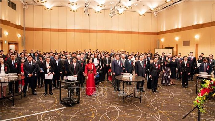 Buổi lễ diễn ra long trọng với sự tham gia của gần 200 đại biểu tại khu vực Kyushu - Okinawa.