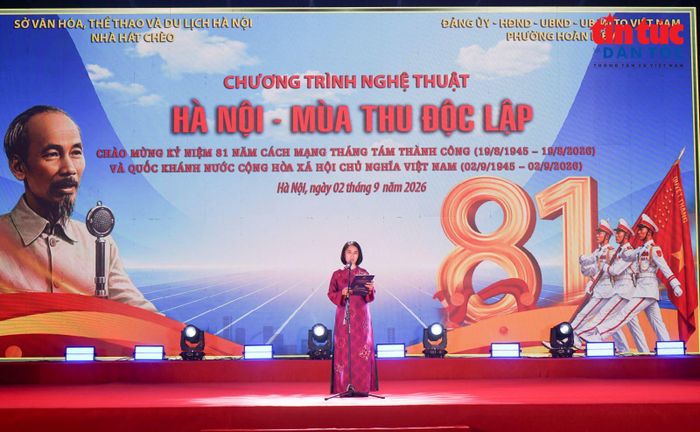 Bà Nguyễn Hồng Trang, Phó Chủ tịch UBND phường Hoàn Kiếm, TP Hà Nội phát biểu.