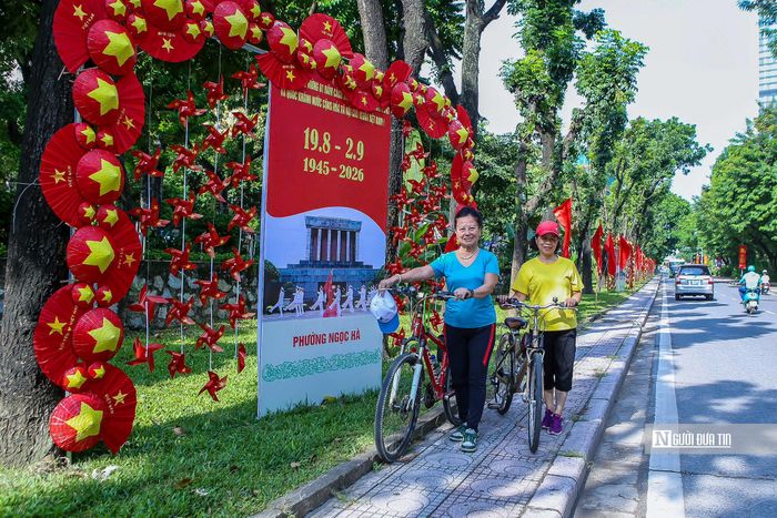 Thông qua hoạt động trang trí, chỉnh trang và xây dựng các không gian check-in, phường Ngọc Hà mong muốn tinh thần ngày Quốc khánh được lan tỏa từ sự tham gia, hưởng ứng của mỗi người dân.