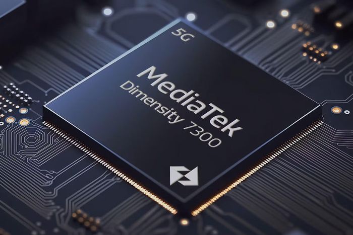 G86 Power 5G sử dụng chip MediaTek Dimensity 7300, mang lại hiệu năng tốt hơn cho đa nhiệm, chỉnh sửa ảnh và chơi game trong tầm giá. Ảnh: Motorola.
