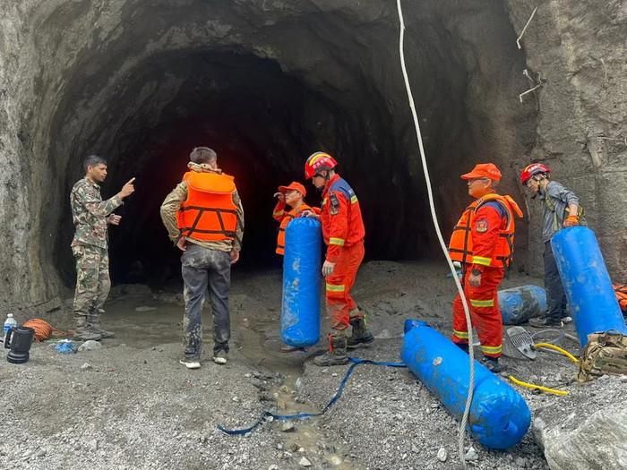 Ảnh: REUTERS