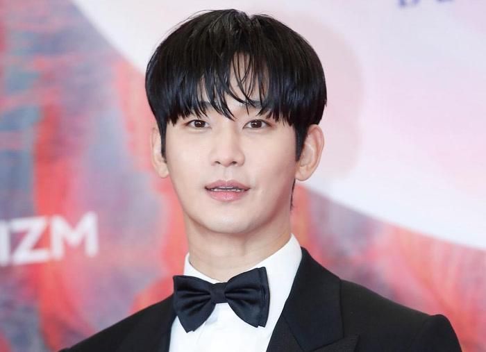 Tháng 7 vừa qua, cảnh sát quyết định không chuyển hồ sơ truy tố Kim Soo Hyun.