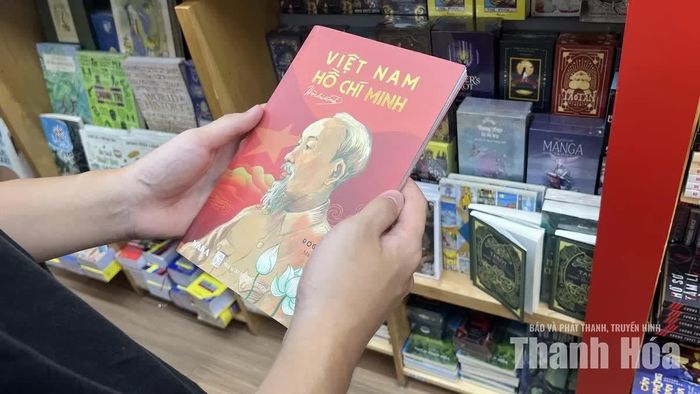 Sách về Chủ tịch Hồ Chí Minh nhận được sự quan tâm của nhiều bạn đọc trong dịp nghỉ lễ Quốc khánh 2/9.