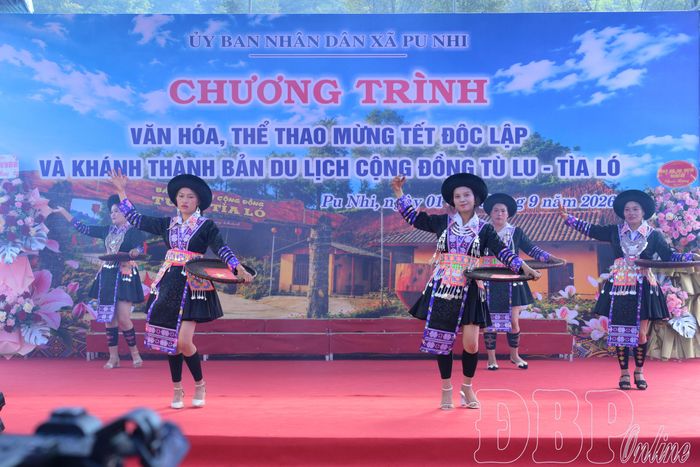 Tiết mục văn nghệ trong chương trình.