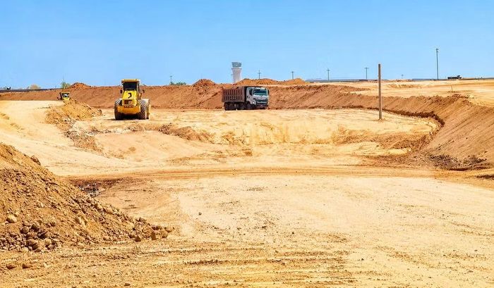 Công trình xây dựng cao tốc Quy Nhơn - Pleiku đi qua phường An Nhơn. Ảnh: B.N