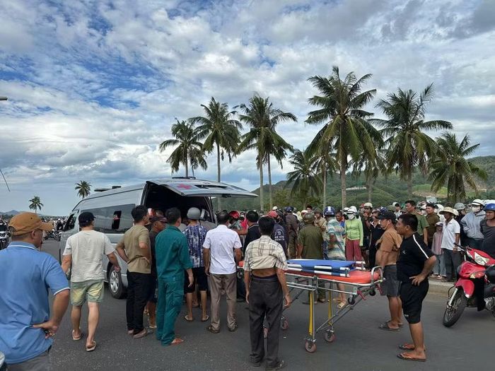 Thi thể ông Đ.X.K. đã được tìm thấy và đưa về nhà. Ảnh: Cấp cứu Ngọc Tư