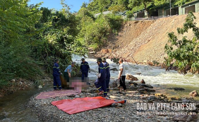 Lực lượng chức năng tìm thấy thi thể nạn nhân vào sáng 2/9/2026